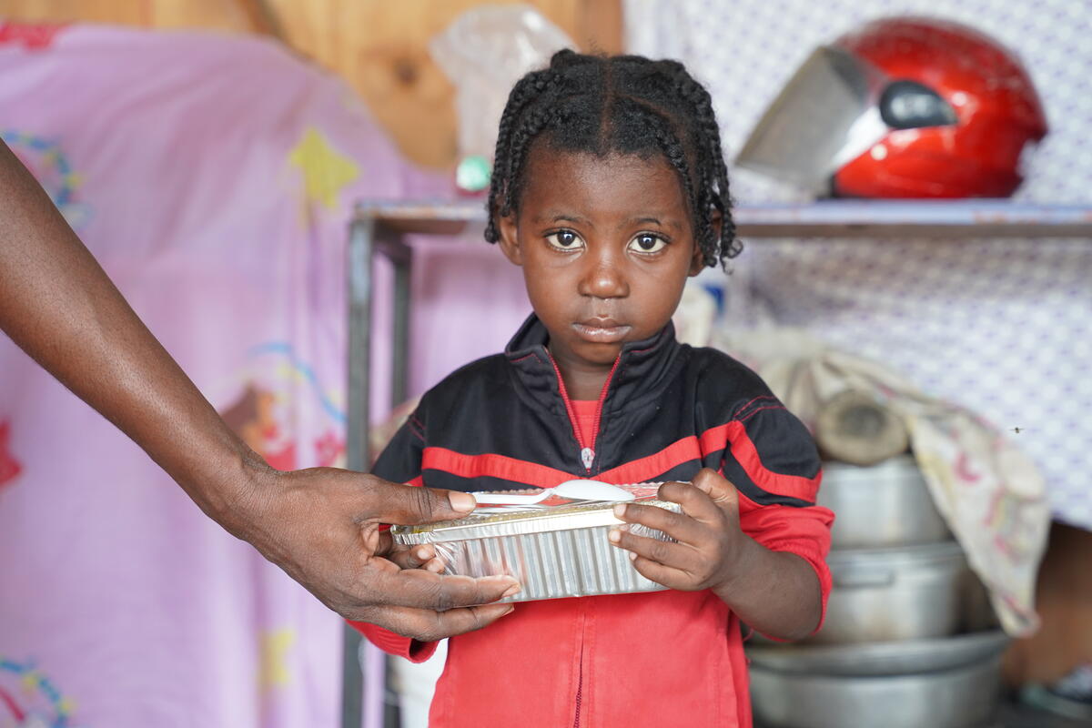 Haiti child school meals