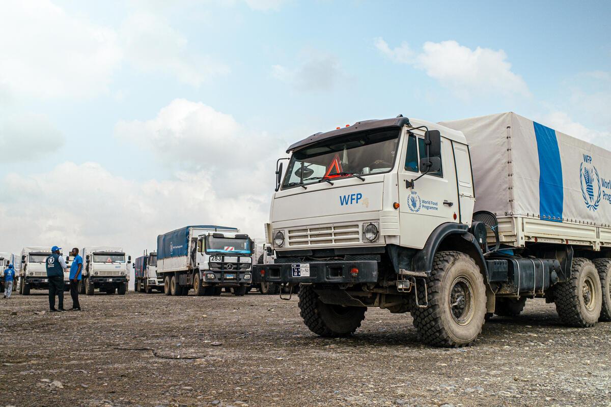 WFP/Abubakar Garelnabei. WFP Convoys heading from Port Sudan to Zamzam, Kadugli and Dilling to deliver lifesaving food aid to conflict affected communities. 