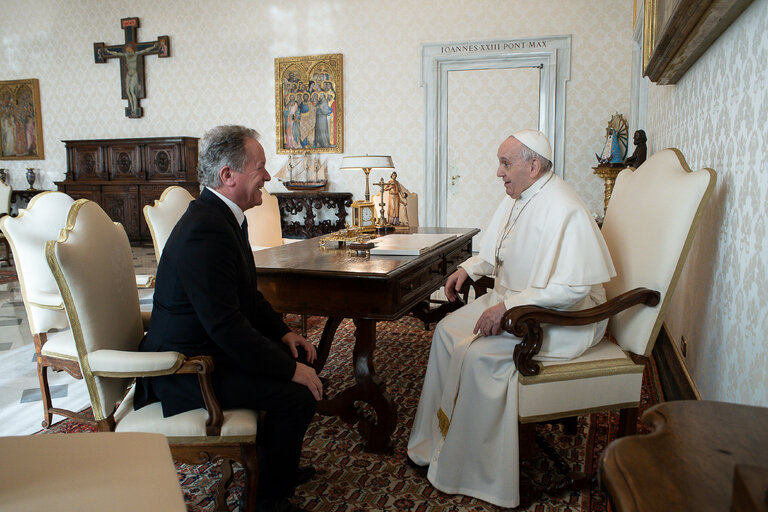 Pope Francis meets World Food Programme Head