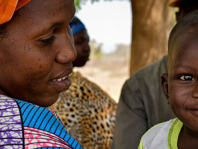 Mother and her son in WFP distribution centre