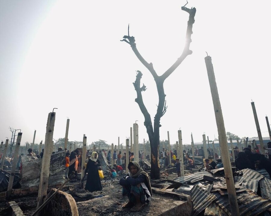 After The Fire Wfp Assists Rohingya Refugees In Bangladesh World Food Programme