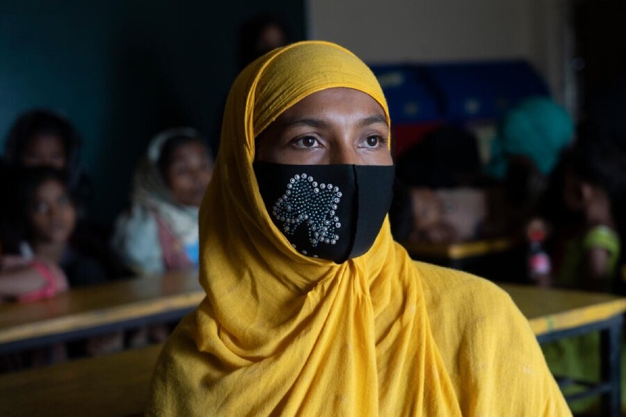 In Bangladesh's Cox's Bazar, Rasheda Begum is grateful for the cash WFP distributed before the storm - which helped her family buy food. Photo: WFP/Saikat Mojumder