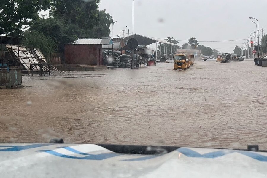 The town of Maradi, in south-central Niger, under the floodwaters. Photo: WFP/Emanuel Foukou