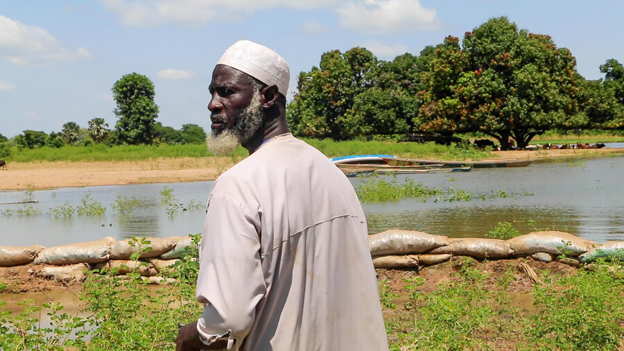 Cameroon farmer Brahim Mahamat wonders how to feed his family after drought then heavy rains devastated his crop. Photo: WFP/Jordan Onana