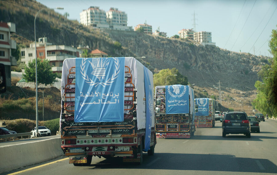 WFP and UNICEF moved the first humanitarian assistance convoy from Beirut to Tyre, one of the hardest-hit areas in southern Lebanon. Photo: WFP/Mohammed Awadh