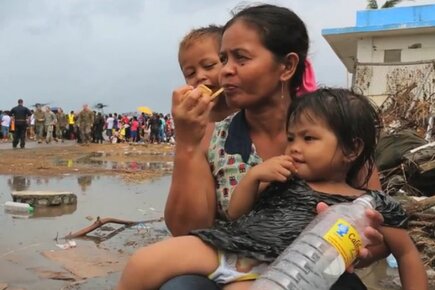 Philippines Typhoon: WFP High Energy Biscuits Keep Survivors Going